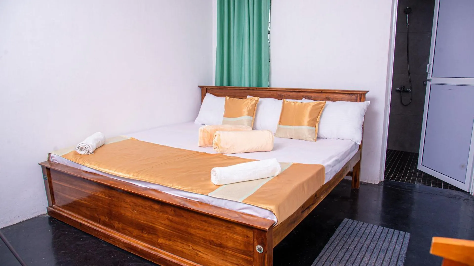 Herberg Rose Palace Nuwara Eliya